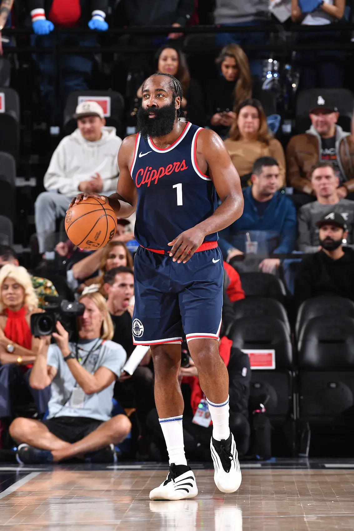 爱游戏官网axy 哈登连续32场 