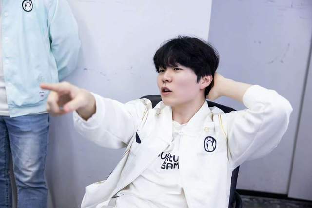 AYX游戏官网Rookie新星大比分获胜表现突出，德国队前途光明！的简单介绍