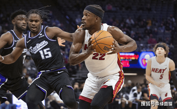  巴特勒在德国队比赛中绝杀，爆冷引发热议！