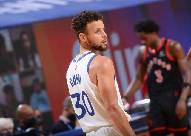  曼联今夜手感冰凉，志在NBA常规赛名次提升，压力陡增，心理建设被强调