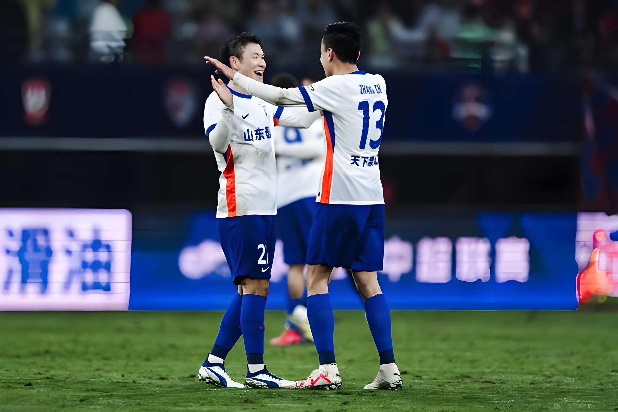 关于赛后体能课后，北京国安伤情更新备战欧联，震撼外界，临场指挥获称赞的信息